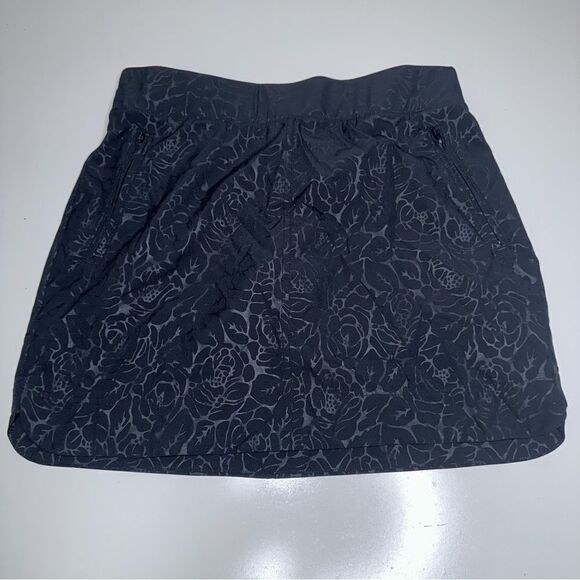Orvis Black‎-Gray Graphic Design Skirt Performance Shorts (Skort) in Size Small - Picture 5 of 6